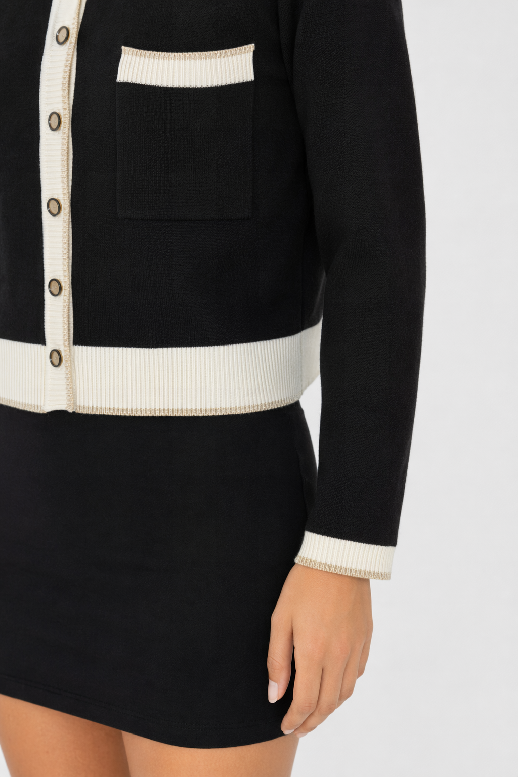 Cropped Two Tone Cardigan for Women Black