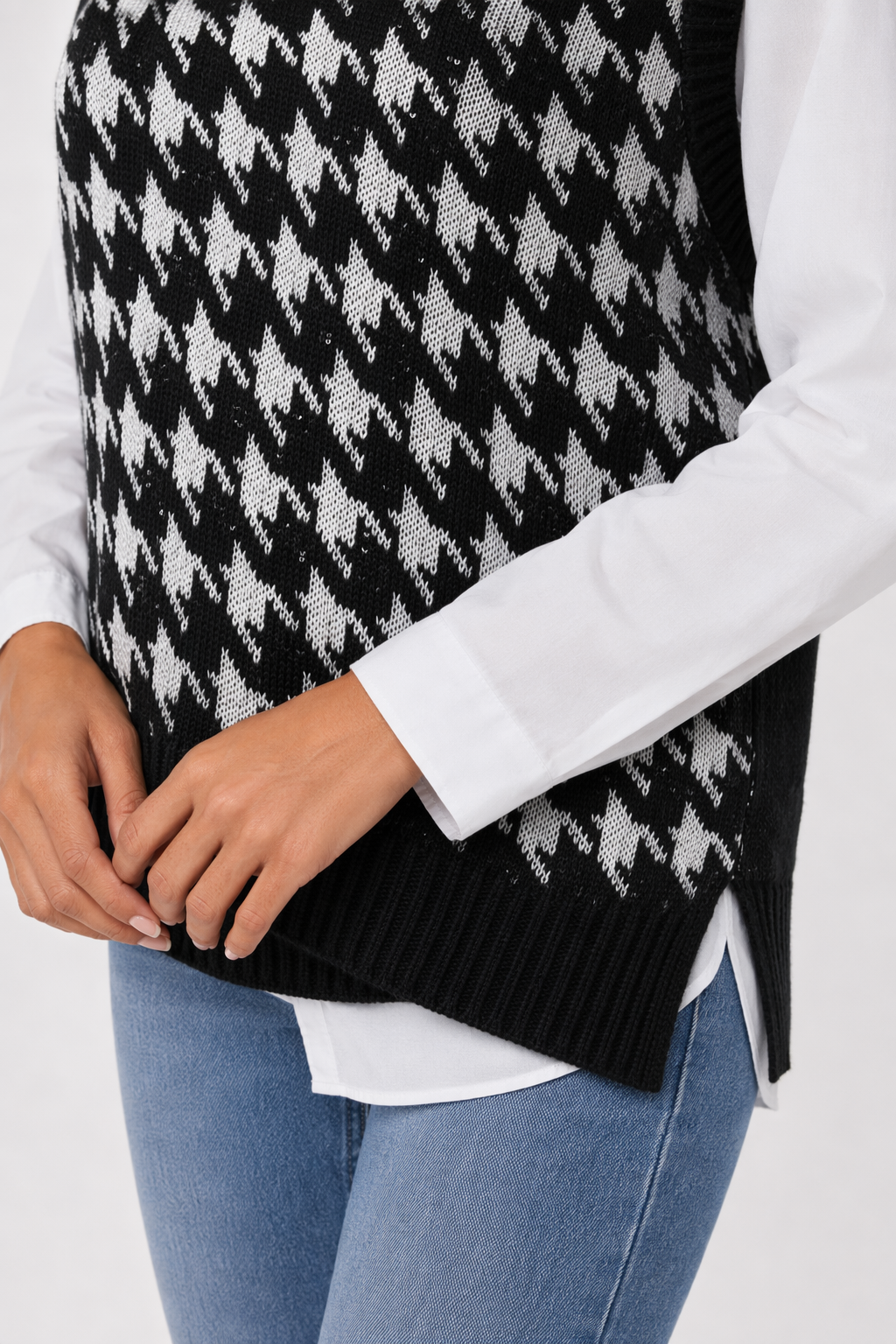 Argyle V-Neck Sweater Vest for Women Black