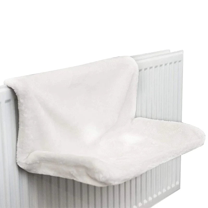 Portable Cat Hammock Bed - The Perfect Cozy Spot for Your Feline Companion on the Go
