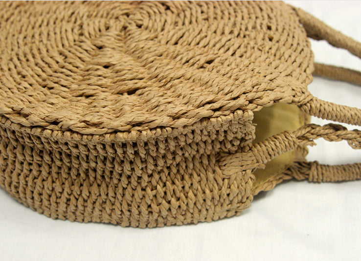 Circular Shoulder Bag: Emphasizing the Essence of the Product with a Fresh Twist