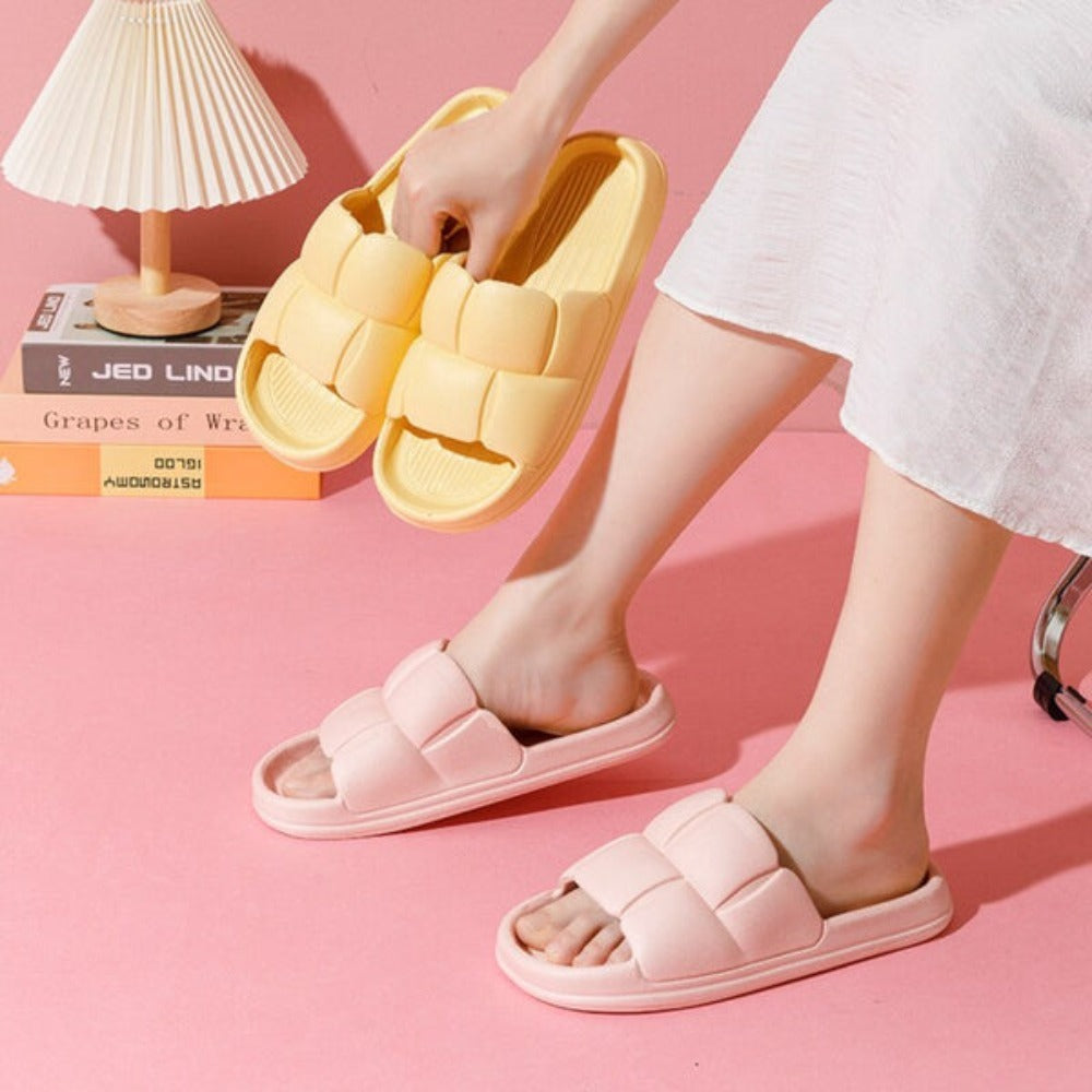 Home Slippers for a Cozy Bathroom Experience
