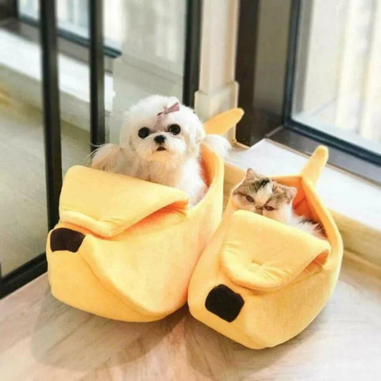 Pet Bed with a Banana Motif: yellow, orange dog and cat, cute cartoon-like style