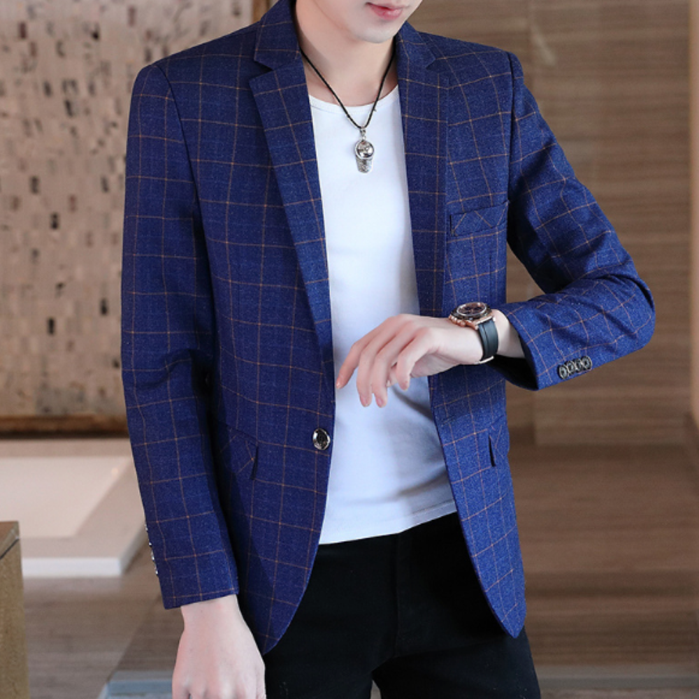 Checkered Blazer for Men: A Distinctive Update for Your Wardrobe