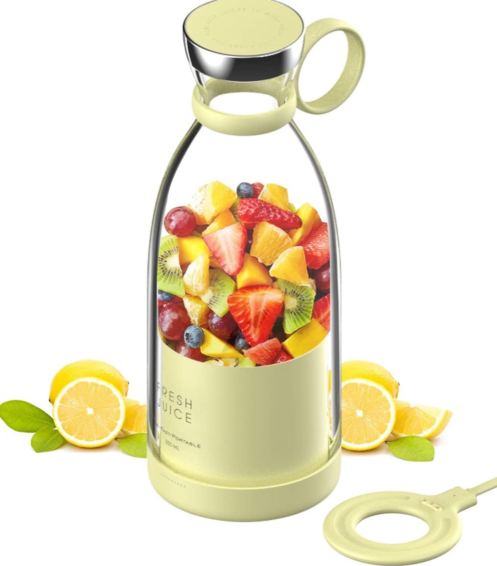 Mobile Blender for Juicing On-the-Go