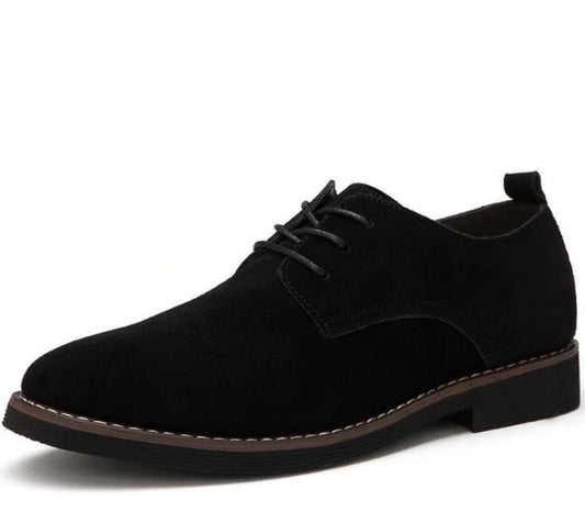 Breathable Lace-up Oxford Shoes for Men's Everyday Wear: black, dark brown lace-up dress shoe, minimal classic style
