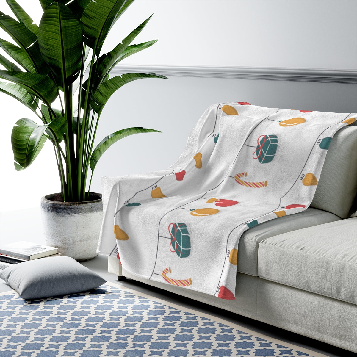 Plush Throw Blanket with Festive Holiday Lights