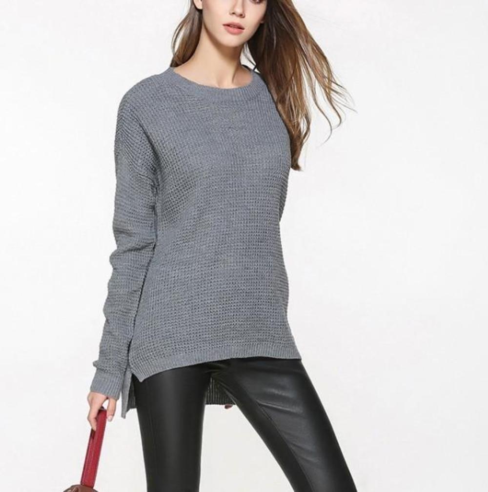 Gray Round Neck Women's Sweater with a Comfortable Fit