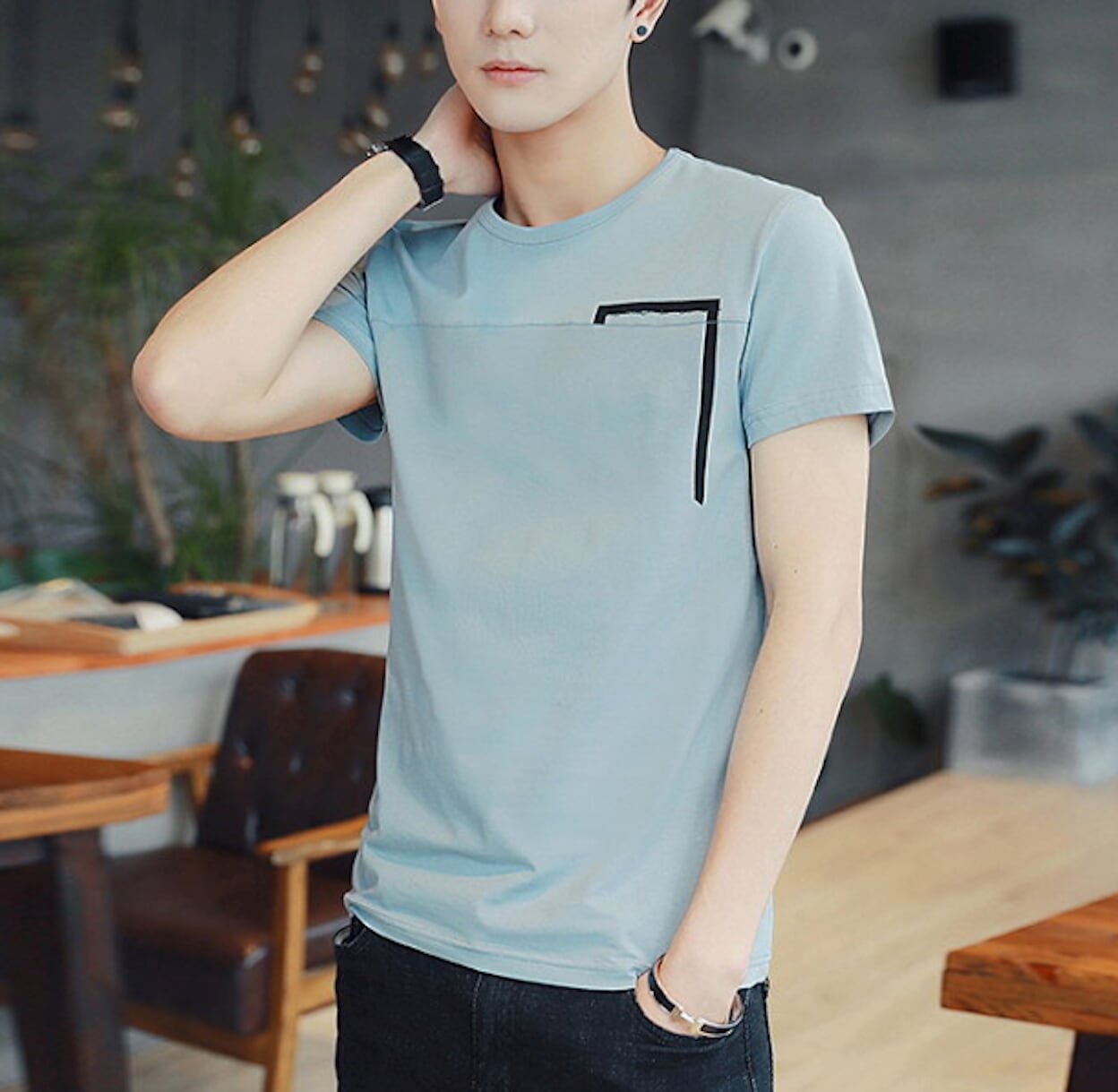 Rectangular Men's Concealed T-Shirt