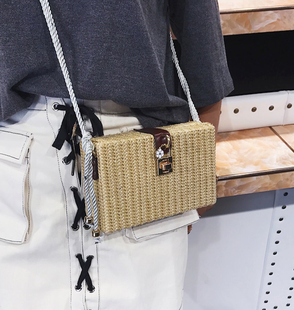 Straw Shoulder Bag with Box Clutch Design