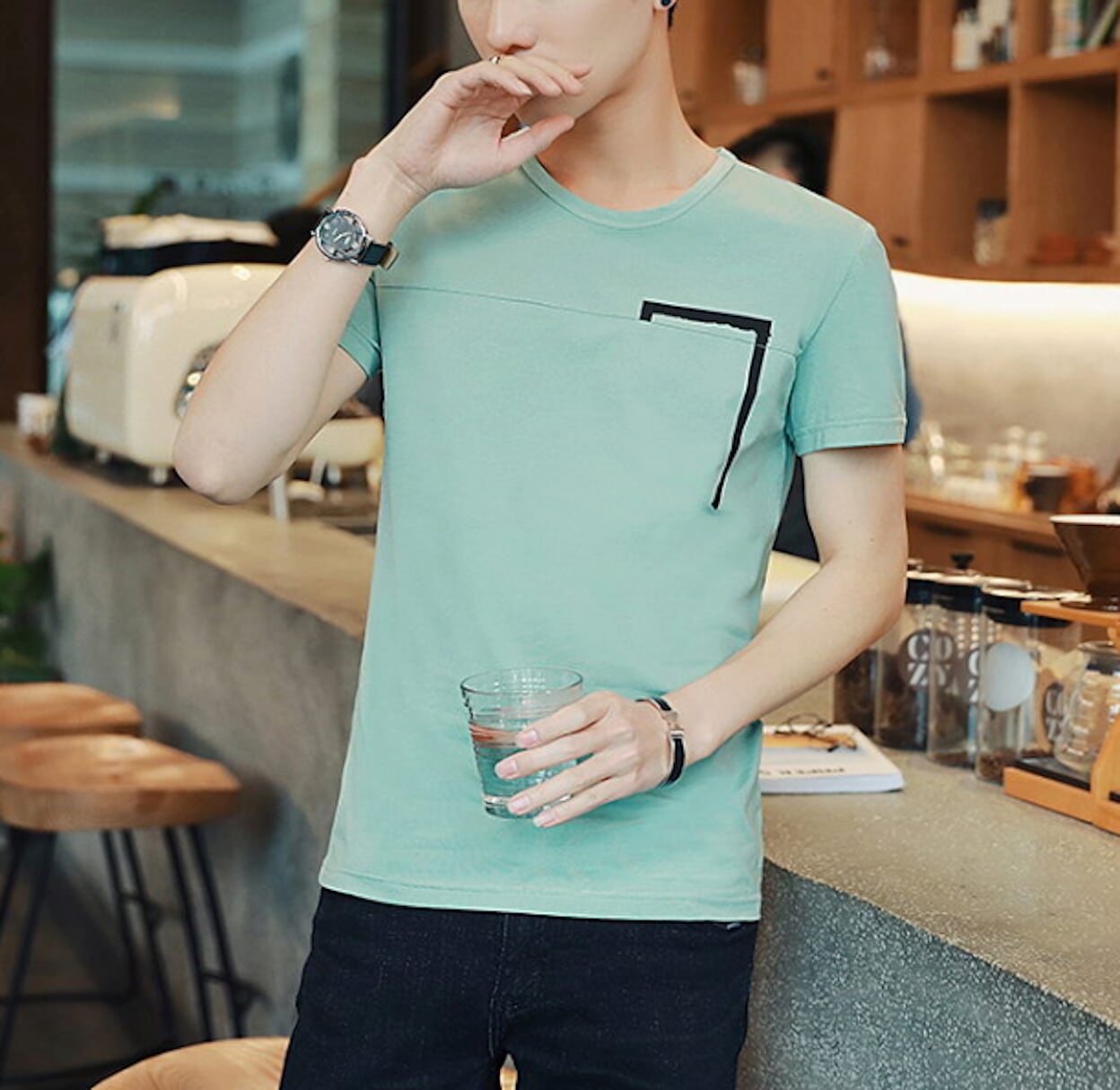 Rectangular Men's Concealed T-Shirt