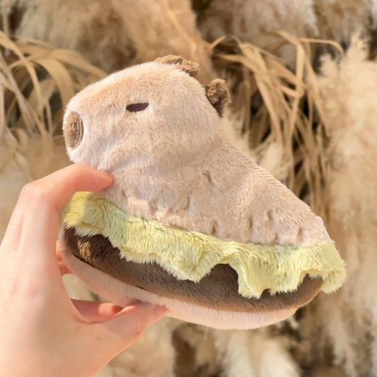 Capybara Burger Coin Purse: Quirky Convenience: light beige, brown capybara, kawaii style