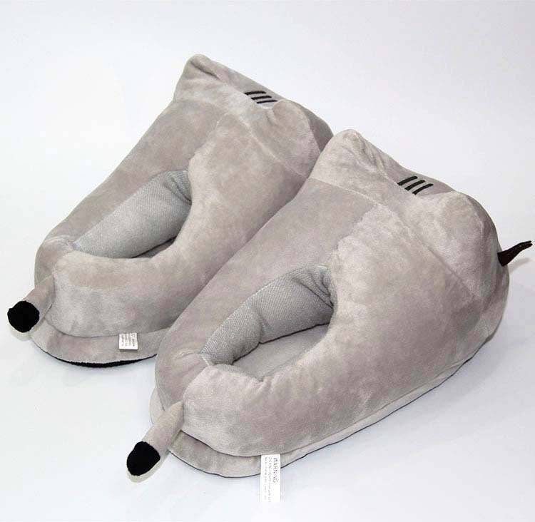 Cute Gray Cat Slippers - Ultimate Comfort!