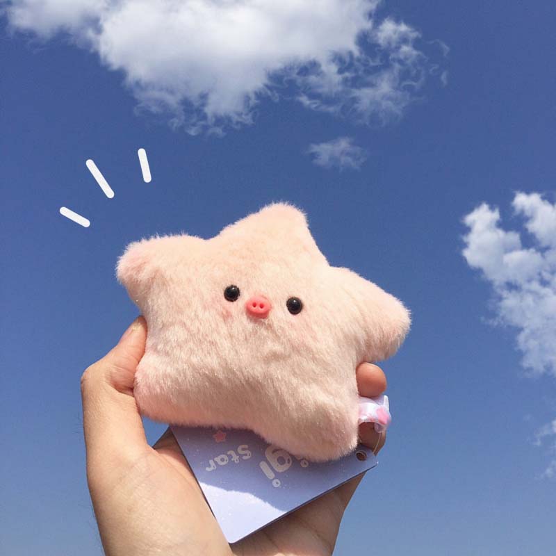 Plush Star Keychain - Cute and Versatile